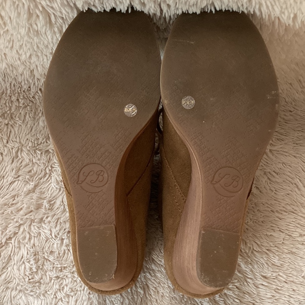 Women’s Lucky Brand suede wedge shoe - Picture 4 of 7